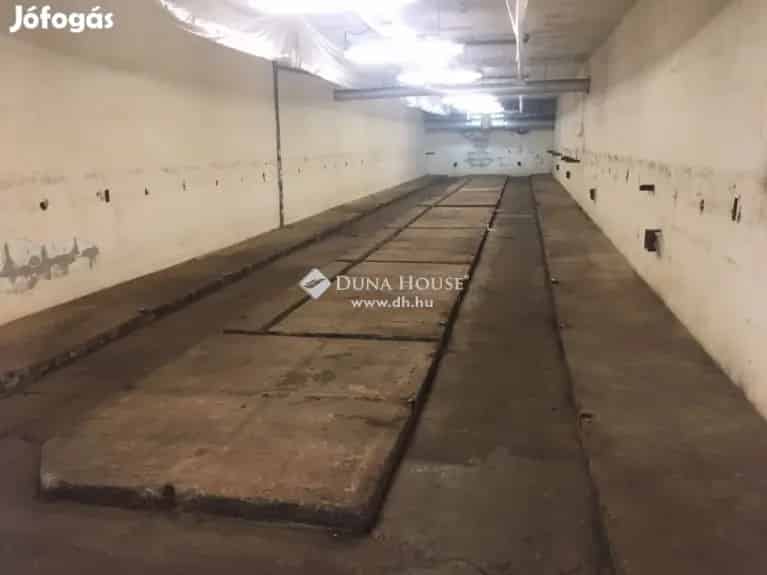 200 nm-es Üzlethelyiség Eladó Keszűn Gombatermesztéshez