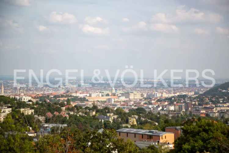 Eladó luxuslakás panorámával Budapest zöld környezetében