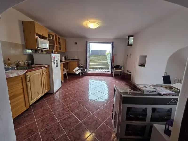 Balatoni panorámás nyaraló eladó