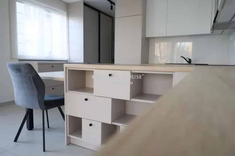 Nagyerdőhöz közeli új építésű lakás kiadó