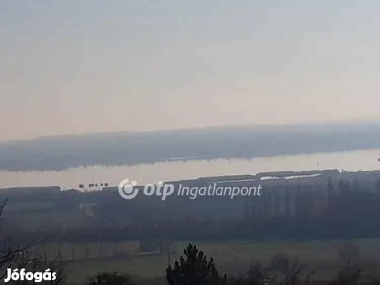 1885 nm-es telek eladó Sukorón panorámával