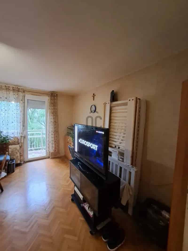 96 nm-es 4 szobás lakás Debrecen Nagyerdőnél nagycsaládosoknak egyetemistáknak