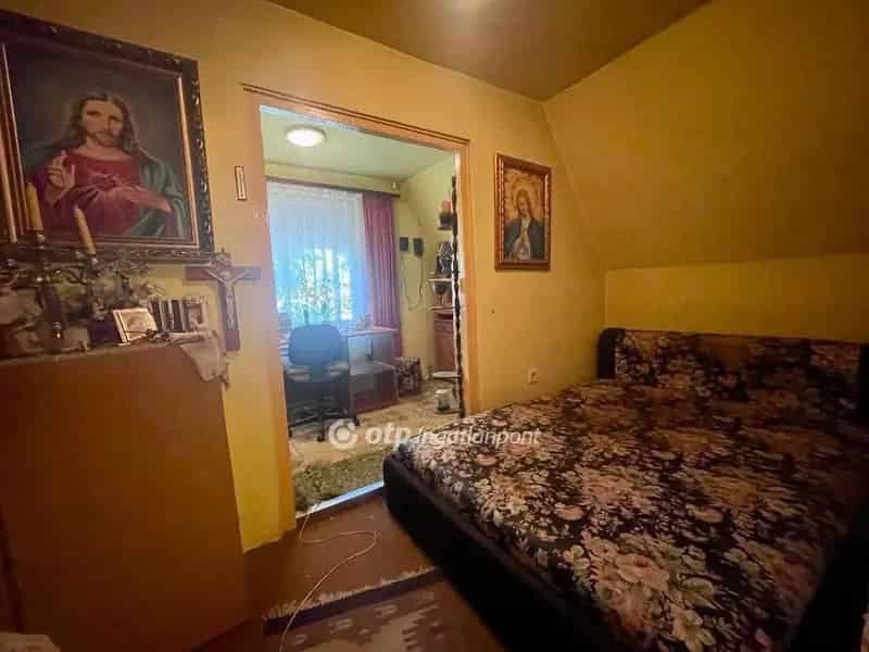 Debrecen külterületi családi ház eladó 1052 nm-es telken