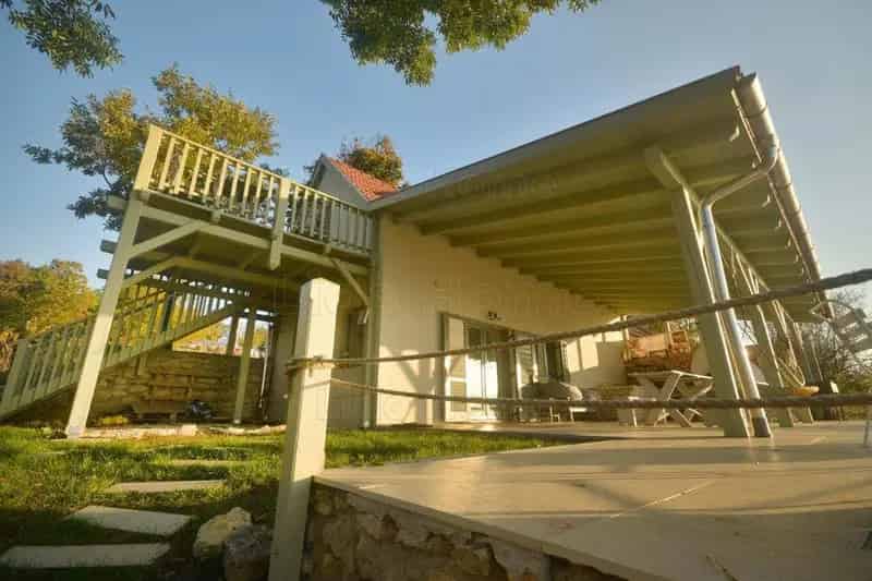 Balaton-felvidéki Birtok Eladó Panorámával