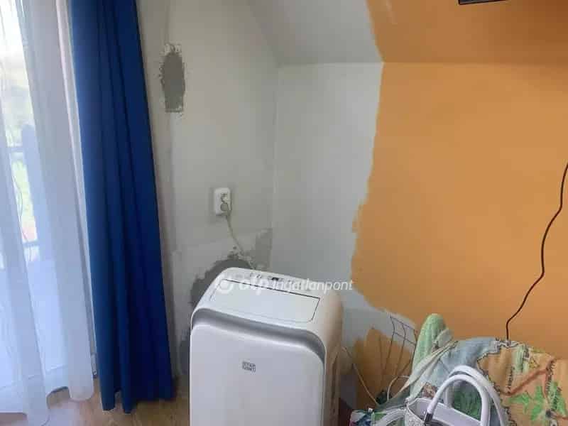 Gyönyörű panorámás nyaraló eladó Tabon