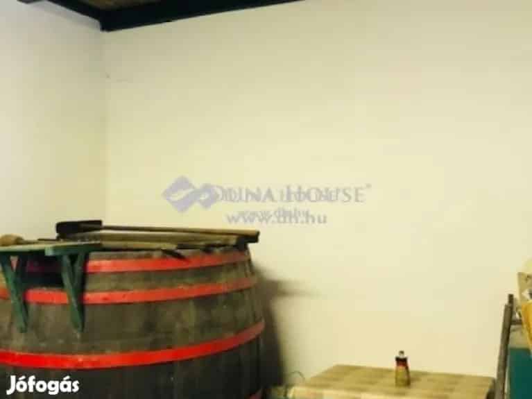 Eladó Üzlethelyiség, Villány - Villány, Iroda, üzlethelyiség, ipari ingatlan - Jófogás Ingatlan