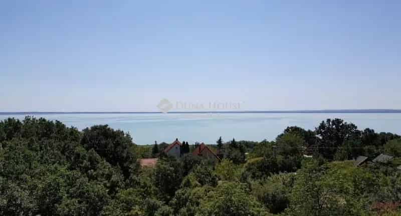Alsóörs Telek Eladó 1222 m2 Balatonközelben