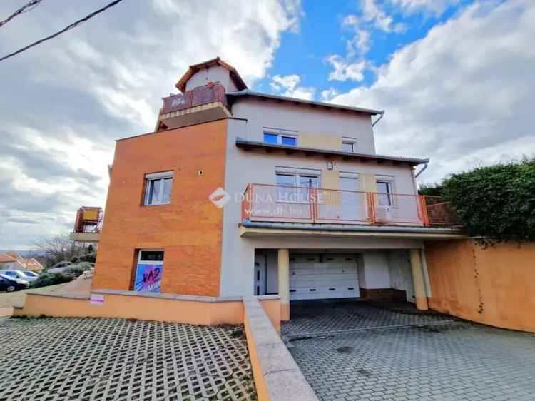 7db Teremgarázs eladó Pécs Rigóderben