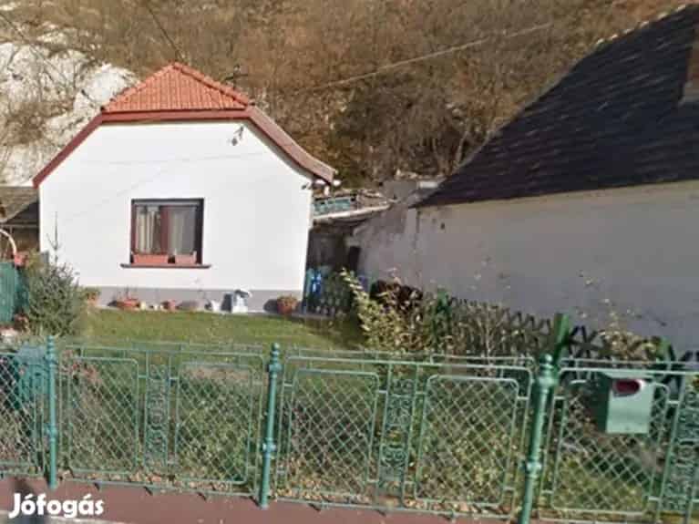 60nm-es 2szobás családi ház Tatabánya Felsőgallán