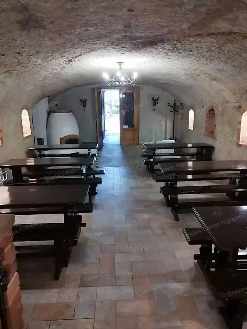 Egri Borospince Elado Szépasszonyvolgyben 105nm