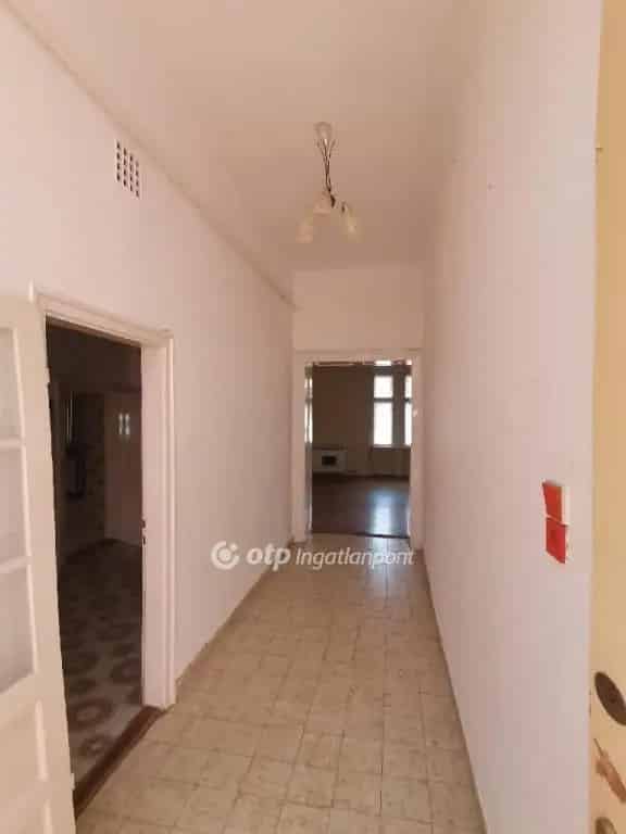 Gyulai Nagypolgári Lakás eladó 120m2 329m2 telekkel