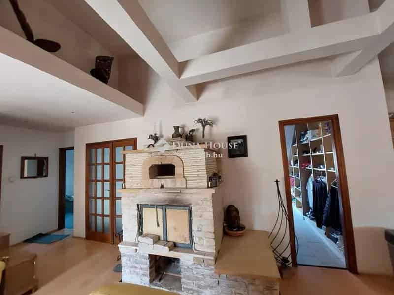320m2 7 szobás lakás eladó vállalkozóknak is alkalmas