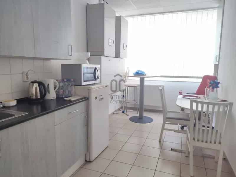 III Kerulet Becsi Uti Iroda Kiado 15 30 45 nm