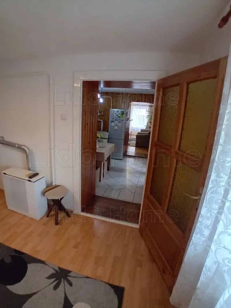 Enyingi felújított parasztház eladó