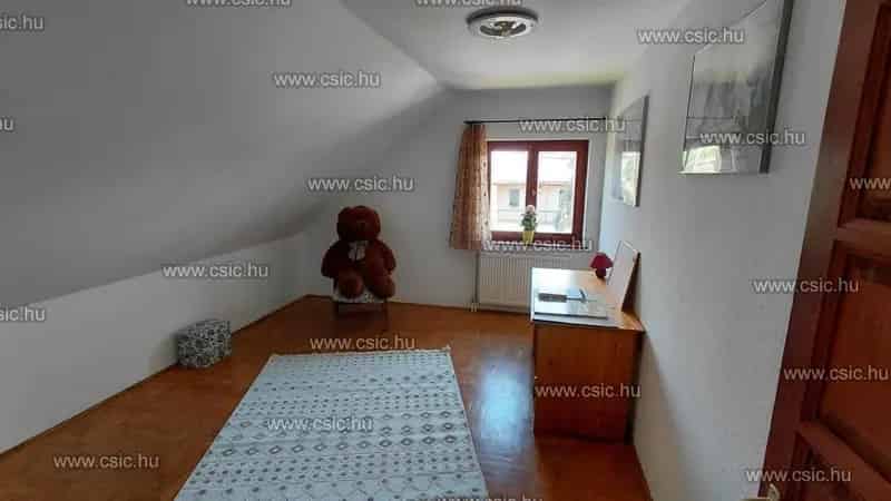 Ház Kiadó , Dunakeszi járás, Közép-Magyarország