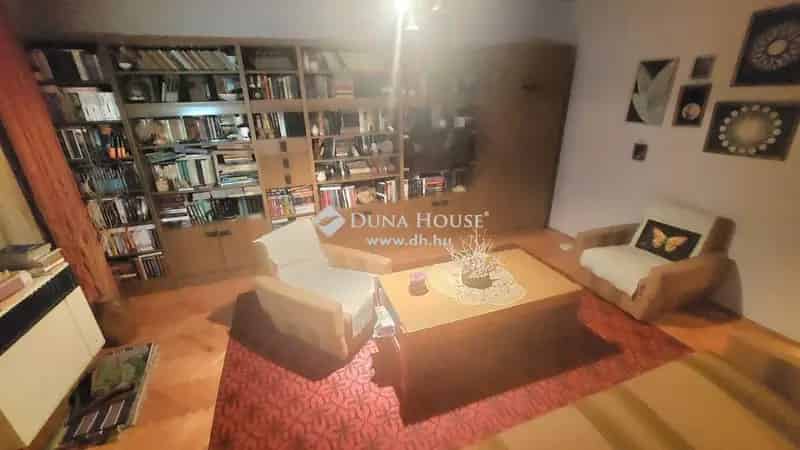 66 m2-es 3 szobás tégla lakás Dombóváron eladó
