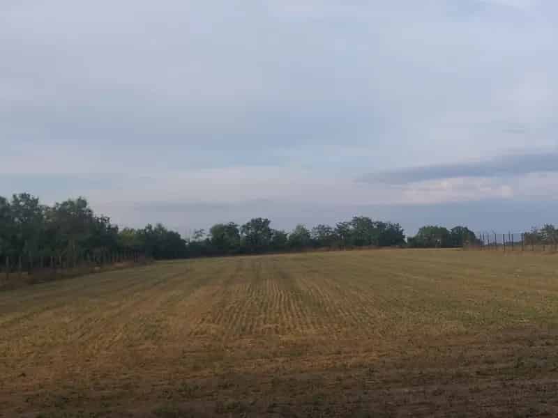 130 m2-es Családi ház Iváncsán - Nagy Telek Garázzsal