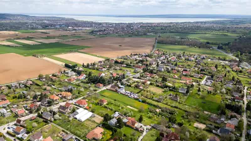 Telek Hévíz közelében panorámával