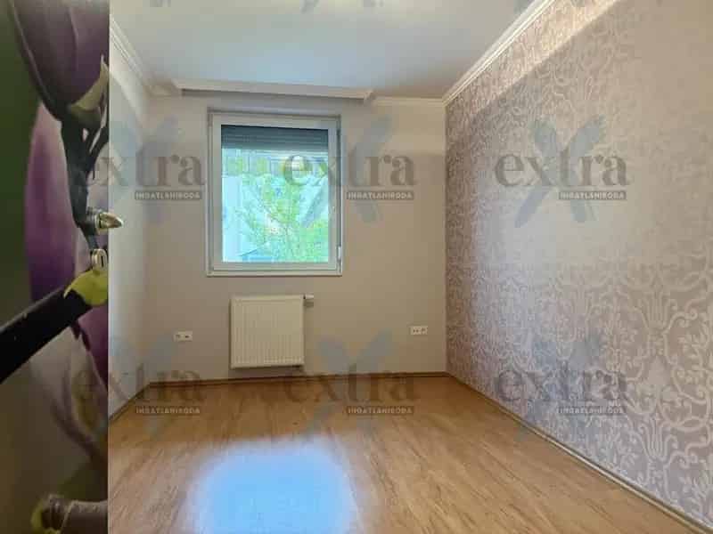 74 m2-es Kertkapcsolatos Lakás Vadasparkban - 3 Szoba - Klímás - Riasztó