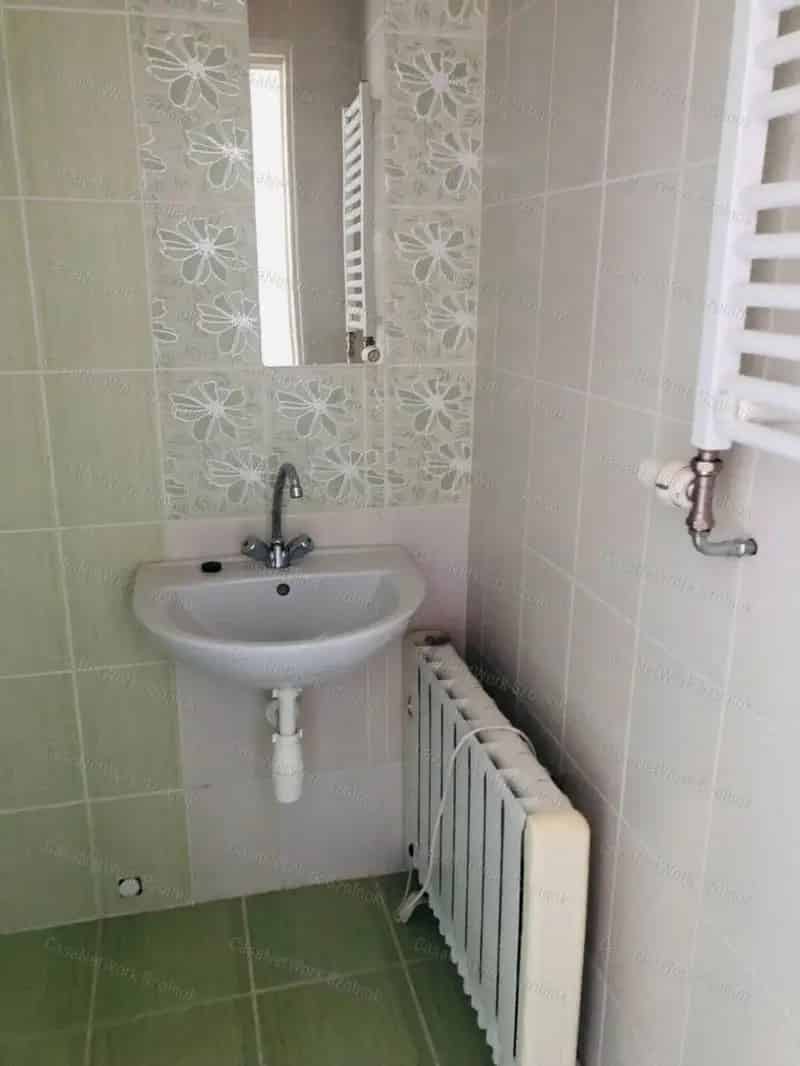 Szolnok Belváros Iroda Kiadó Hotel Pelikánban 13 64 m2