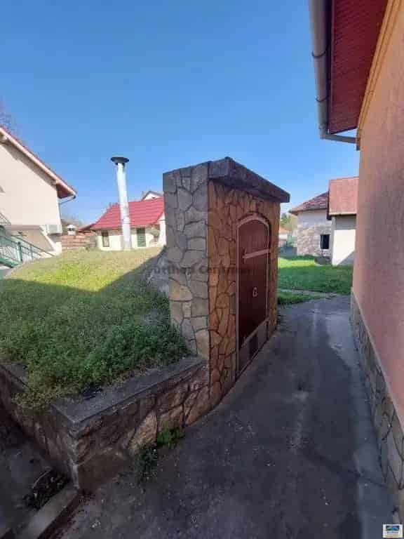 Zamárdi Balatoni Ház Eladó 160nm 996nm Telekkel