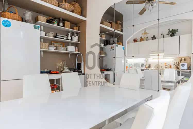Budapest II ker Pasaréti Bauhaus lakás eladó 118 nm 4+félszoba terasszal kerttel