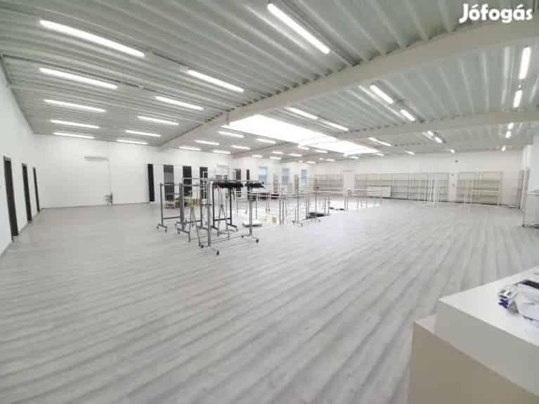 Debrecen Nyugati Ipari Park Modern Épületkomplexum Eladó