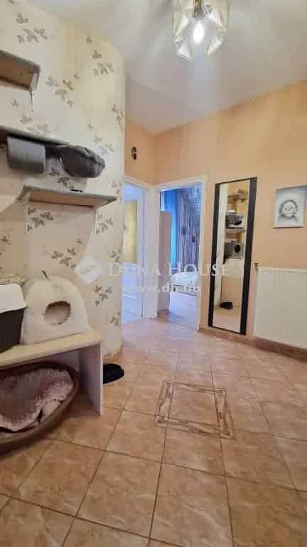 250 nm-es családi ház eladó Pestszentlőrincen