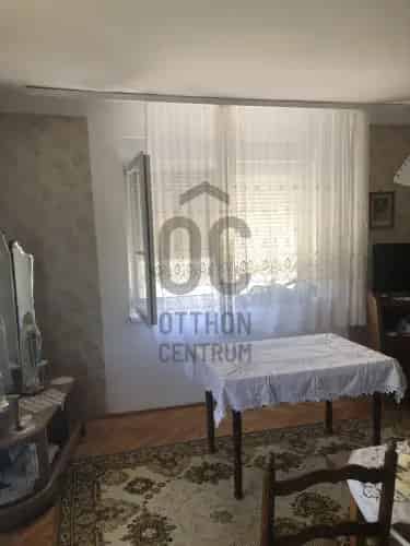 Váci eladó ikerház 3 szoba garázzsal DHZ063497