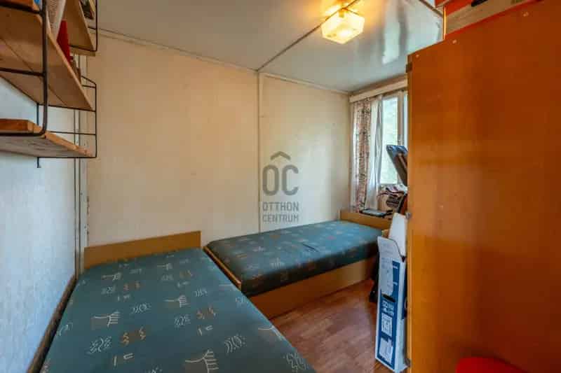 Ház Kiadó , Szentendrei járás, Közép-Magyarország