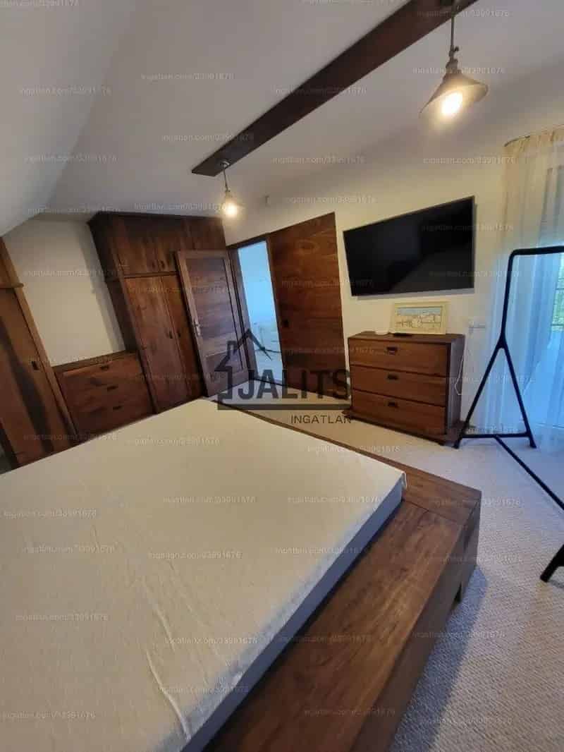 Balatonfűzfő Panorámás Medencés Családi Ház Eladó