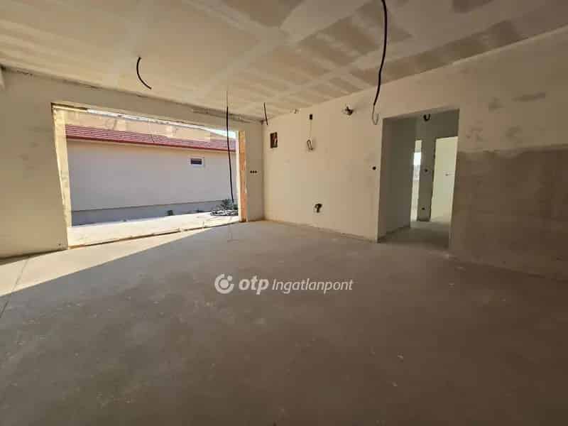 Pápa 140m2-es 4 szobás újépítésű családi ház eladó
