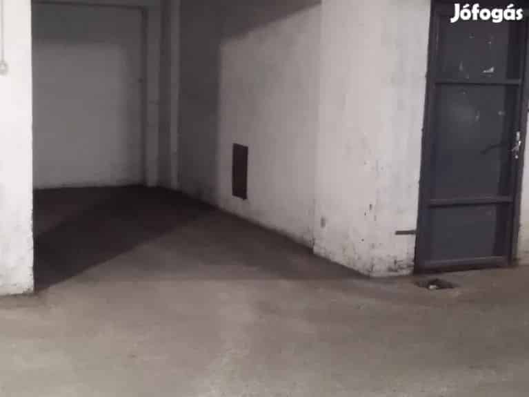 Nyíregyháza Belváros Teremgarázs Beálló Eladó