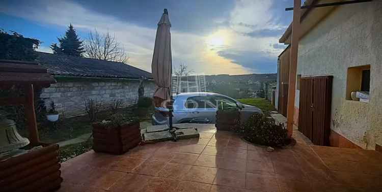Etyeki Panorámás Ház Eladó - 834m2 Telek 85m2 Ház CSOK