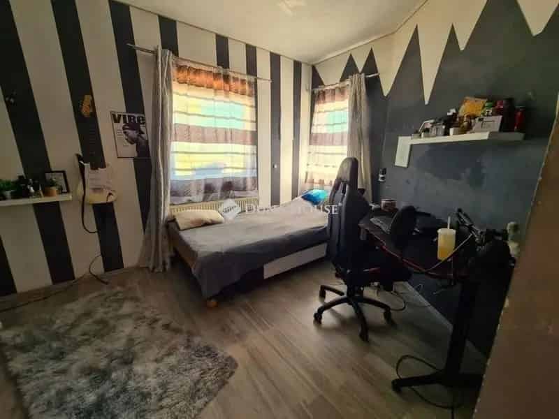 Gyömrői panorámás ikerházfél eladó