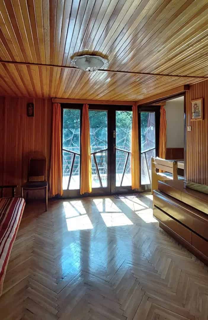 Börzsönyligeti 3 szintes családi ház eladó