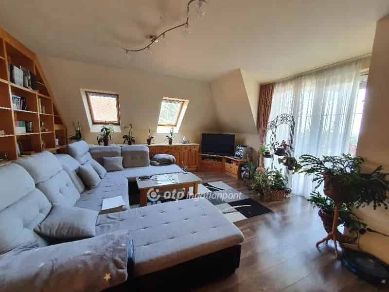 Budapest 3 kerület Rókahegy panorámás családi ház eladó