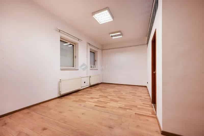 Ipari 810 m2 Óbudai Ingatlan Eladó
