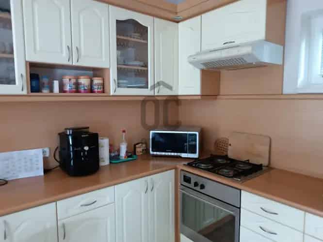 Balatonföldvári eladó nyaraló 81nm 2 apartman