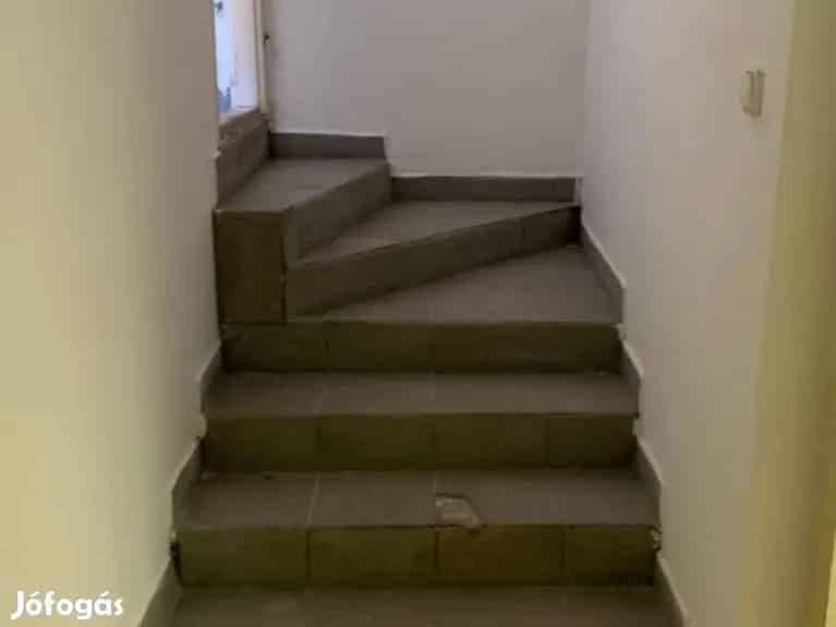 91 m2-es üzlethelyiség eladó Keszthelyen