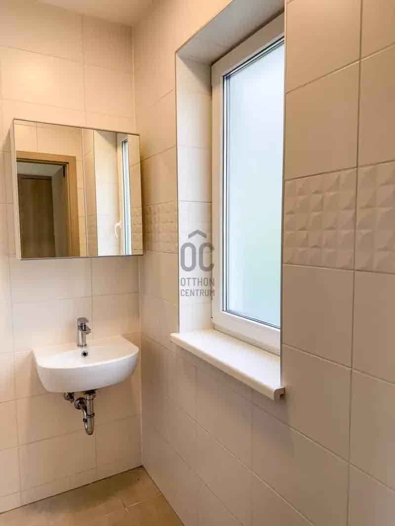 Sopron Újszerű Ház Eladó 3 Hálószoba 2 Fürdőszoba Garázzsal