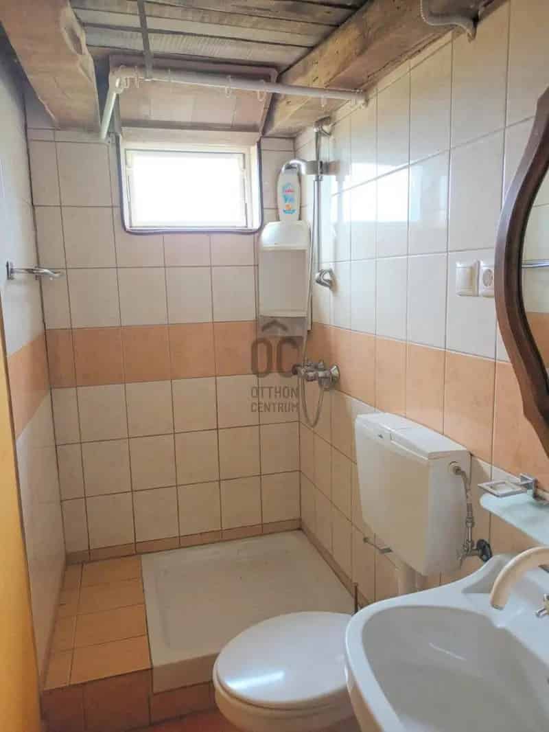 Türjei nyaraló eladó 2099 nm-es telekkel