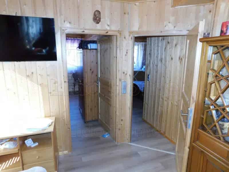 Igal családi ház eladó - 2 szoba, szauna, nyári konyha