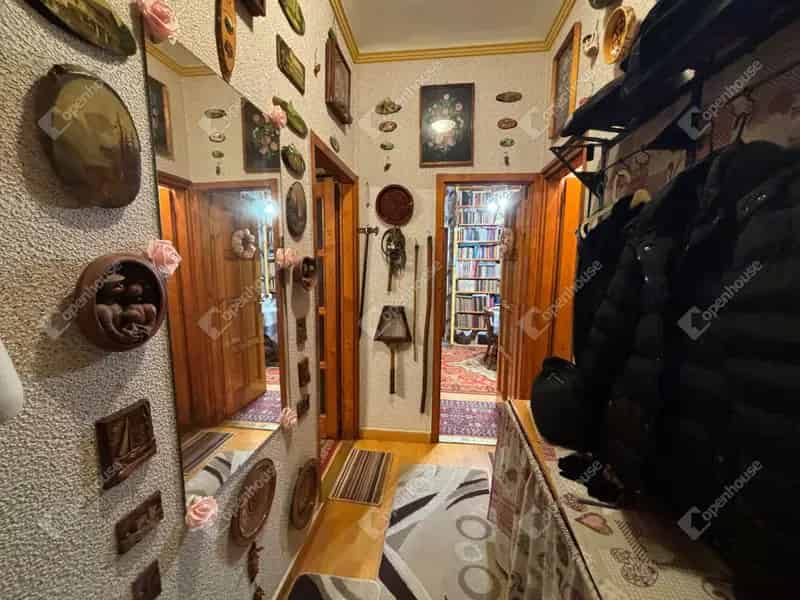 Eladó 3 szobás ikerházfél Budapest XXII kerületben nagy telekkel