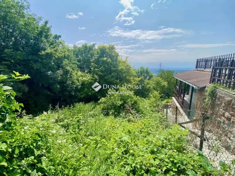 Frankhegy Telek Elado 782 m2 Erde Mellet
