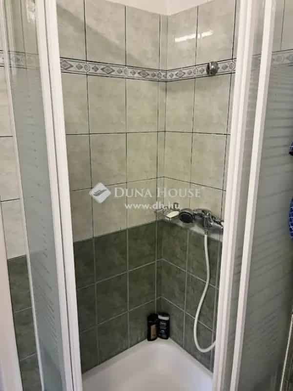 Családi ház eladó Magyarürögön - 1400 m2-es telek - garázs