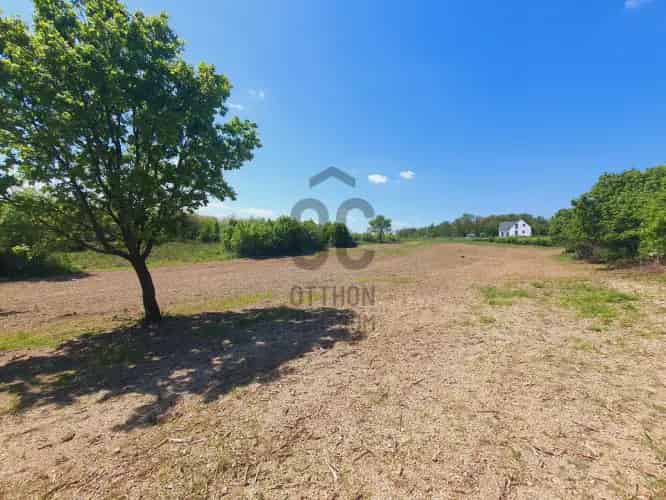 Törökbálinti eladó telek Anna-hegyen 2120 m2