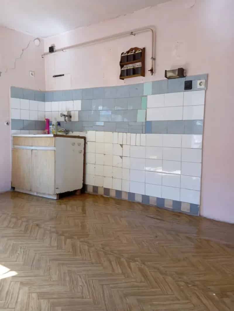 Eladó Házrész Tiszaalpár - 36nm-es, Melléképületekkel