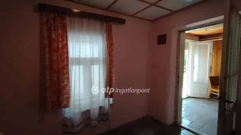 Ház Kiadó , Jászapáti járás, Alföld és Észak