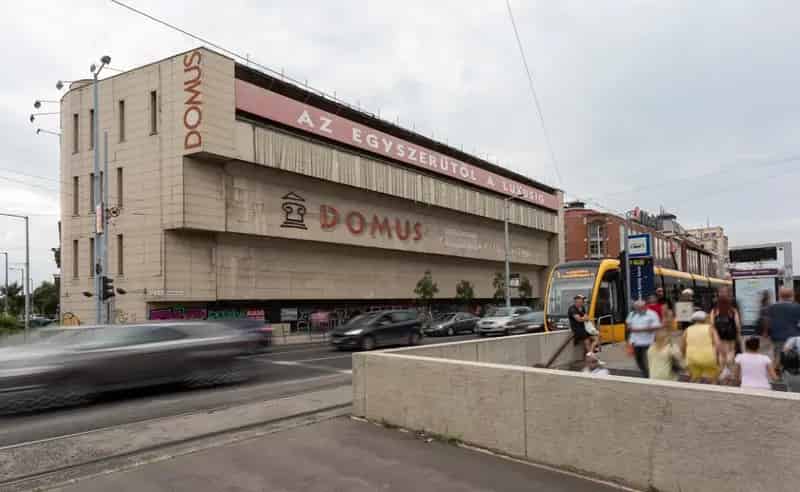 Kiadó Üzlethelyiség Budapest XIII Keruletben 4 Szintes
